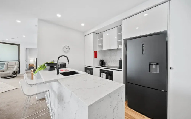 Stylish 2-bed Apartment in Canberra CBD