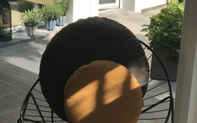 Conti Guest House