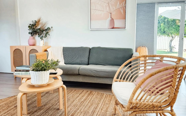 Kos Koliba - Ettalong Beach