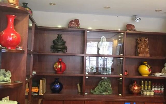 Lianjia Inn (Xiamen Railway Station South Square)