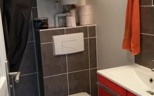 Studio in Saint-ay, With Wifi - 350 km From the Beach