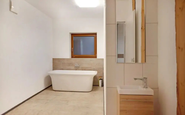 Cosy Holiday Home in bad Goisern With Balcony
