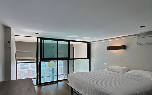 Varrzon Residence Srinakarin 56 – Guest Rooms – Bangkok