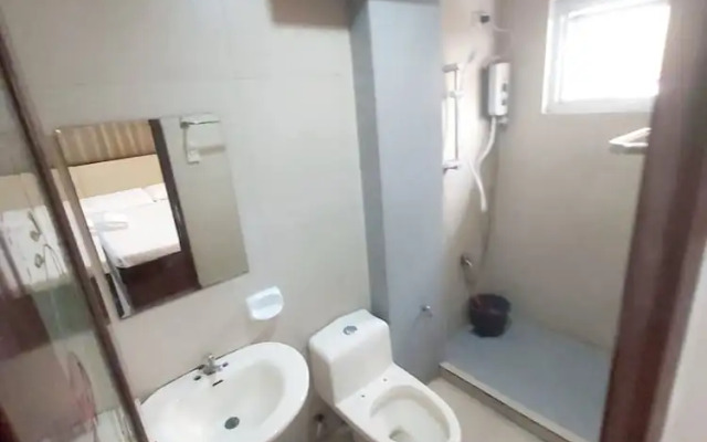 Cosmo Hotel Espana Near Ust