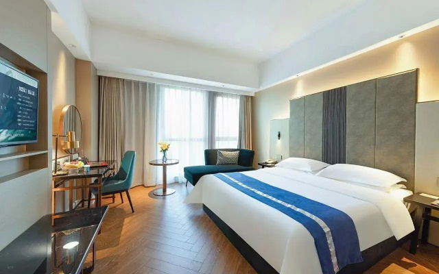 Home Inn (Jiangyin Middle Chengjiang Road)
