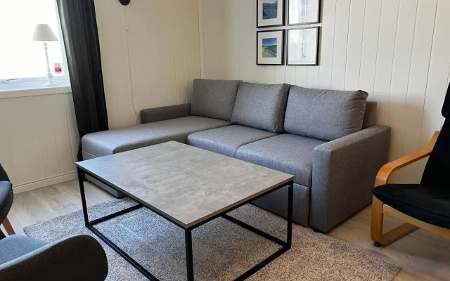 Midnattsol Rom Og Hytter