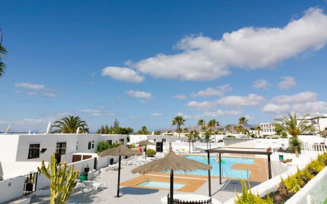 Apartment With 2 Bedrooms in Puerto del Carmen, With Wonderful sea Vie