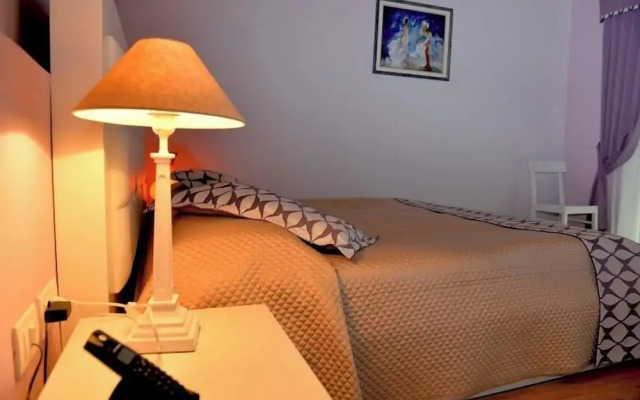 White City Hotel