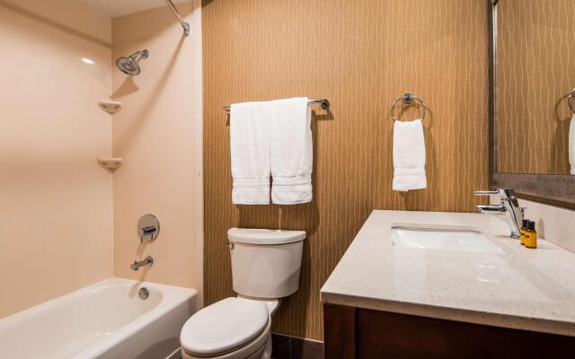 Best Western Plus Portland Airport Hotel & Suites