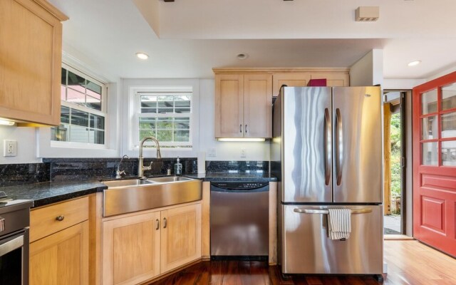 Hualalai 2 Bedroom Home by RedAwning