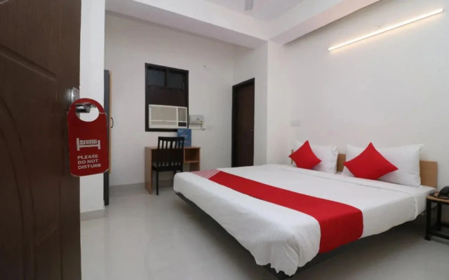 OYO Flagship 26685 Palam VIllage