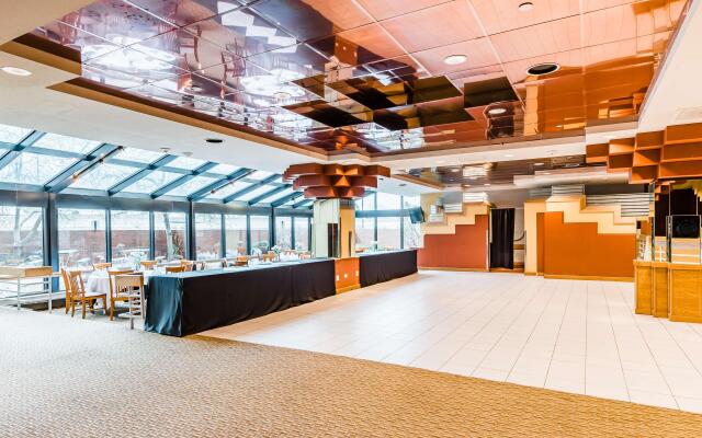 Radisson Hotel Denver Southeast