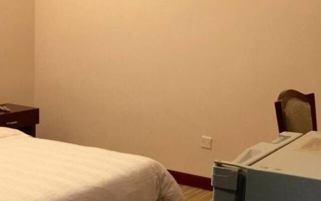 Shenzhen Yuehai Business Hotel