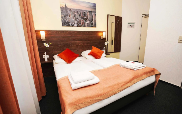 Hotel Little Paris