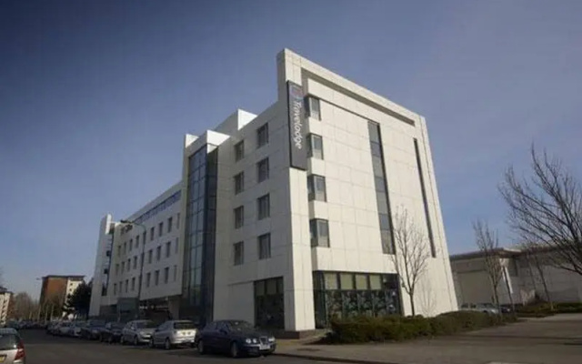 Travelodge Cardiff Atlantic Wharf Hotel