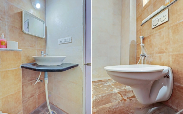 Suraksha Stay by OYO Rooms