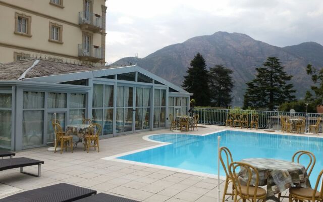 Hotel Lario