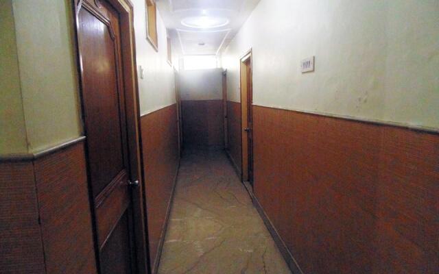 Hotel Tara Deluxe