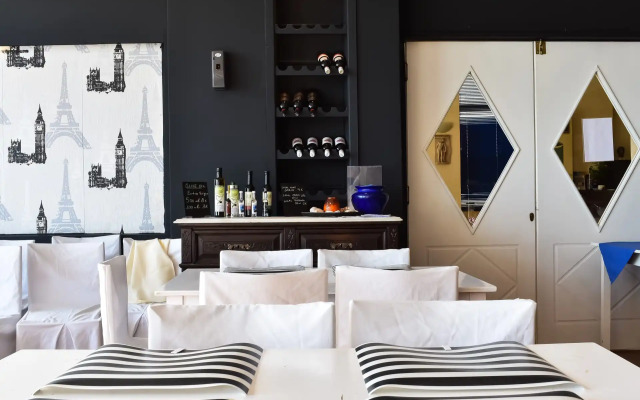 Отель Kanelli Beach