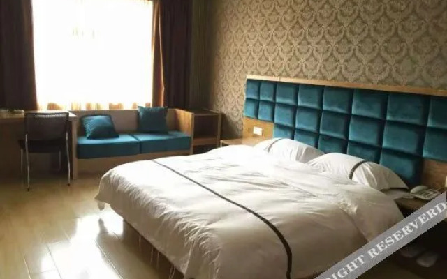 Tangyin Hongcheng Business Hotel