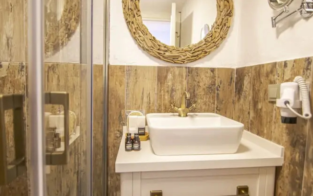 Sol De Verano Boutique Hotel
