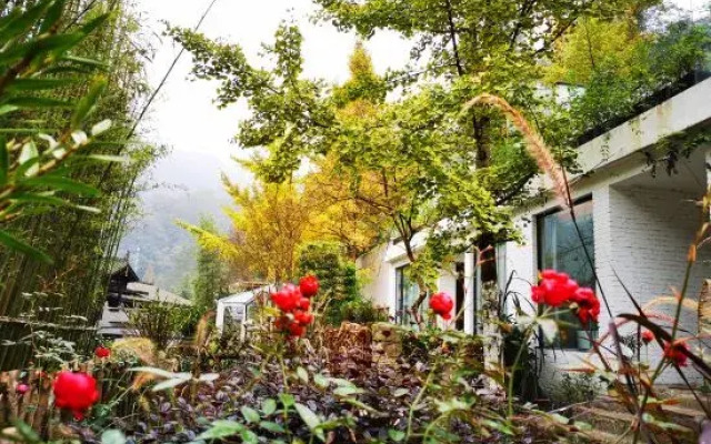 Geyuan Hostel