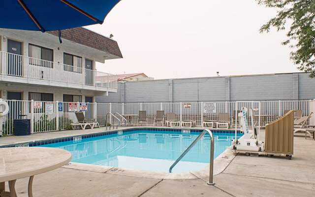 Motel 6 Kalispell, MT
