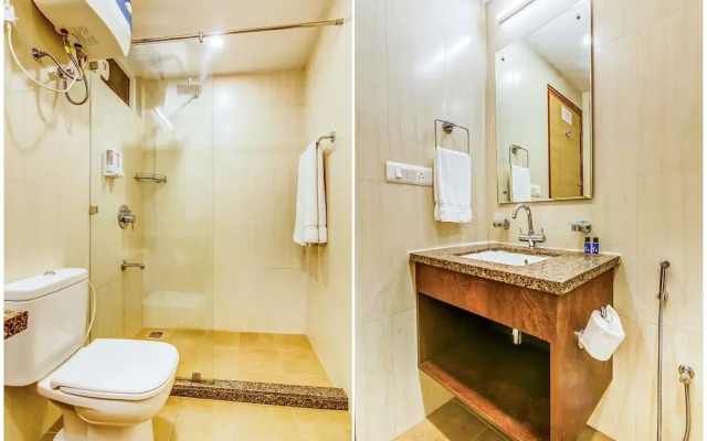 FabHotel Veera Strand Park