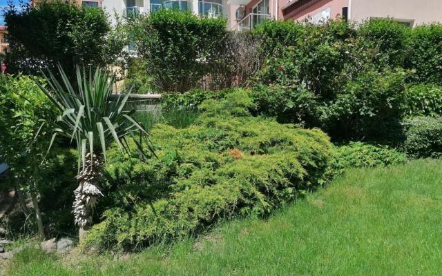 Sineva Del Sol Apartments