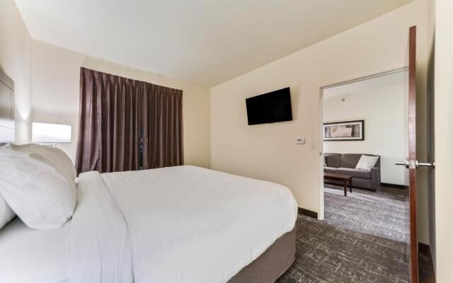 Cobblestone Hotel & Suites - Cozad