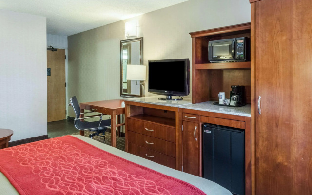 Comfort Inn & Suites