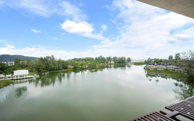 Angsana Oceanview Residences by Banyan Living