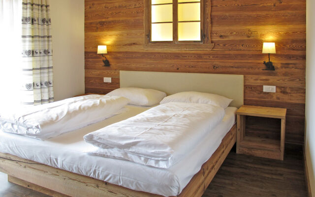 Alpine Mountain Chalet