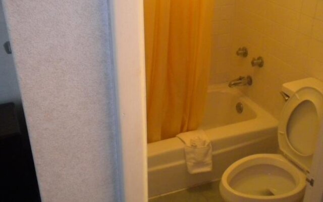 City Center Inn - Downtown Charlotte