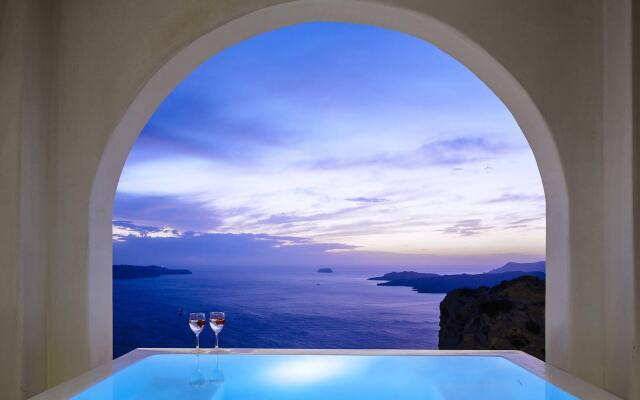 Azzurro Suites