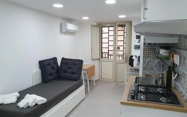 Casetta fiori di loto