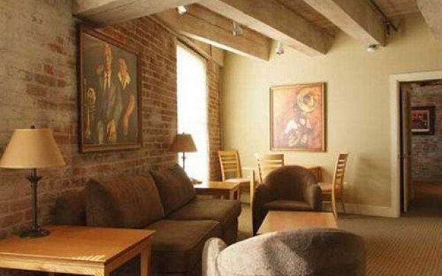 Jelly Roll Executive Suites