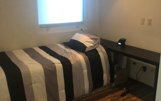 Departamento En Monterrey Cumbres (poniente)