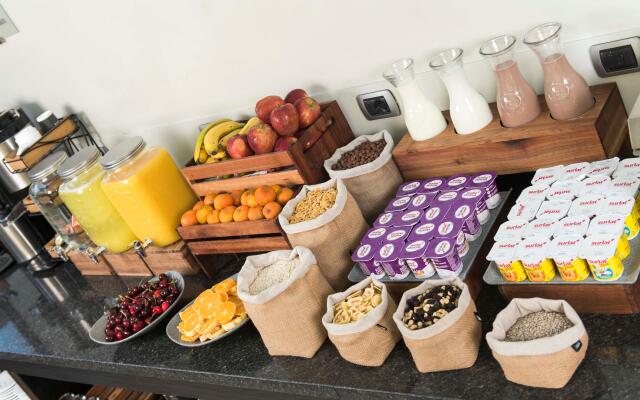 Holiday Inn Express Santiago Las Condes by IHG