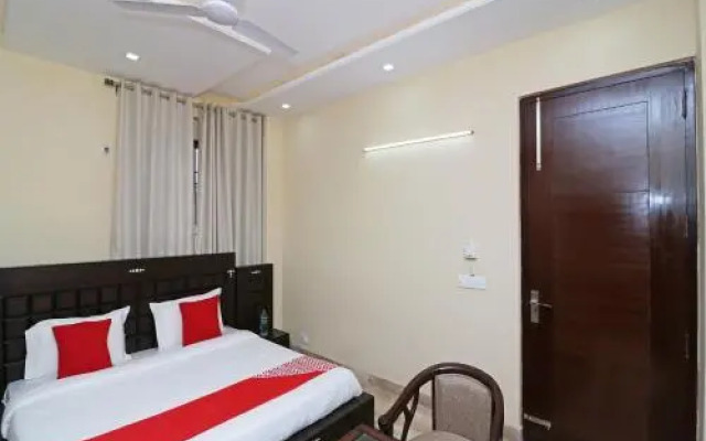 Hotel Lotus Inn by OYO Rooms