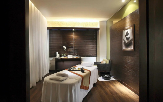 Sofitel Philippine Plaza