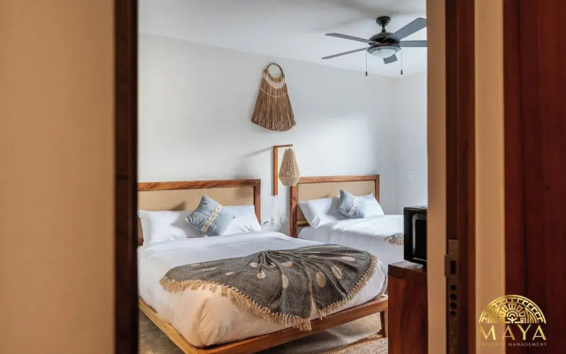 NHOA 101C 1BR Lux Pool access Aldea Zama