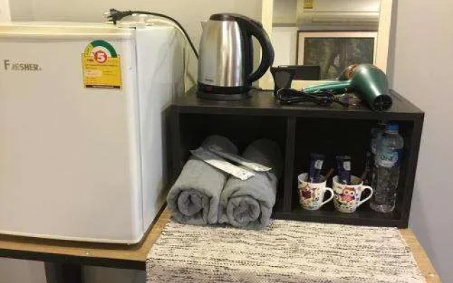 donmueang station hotel