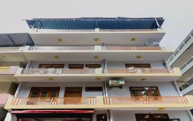 Oyo Flagship 807804 Ganga Vardan Hotel
