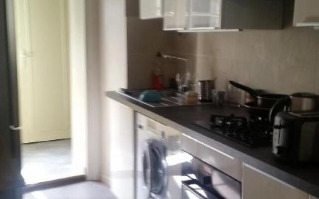 MAIRIE -APPT 75M2 -3 CHBRES Séparées