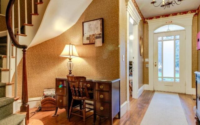 Captain Lawrence Inn