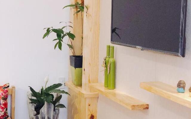 Suri’s Apartment - Suri’s House 2