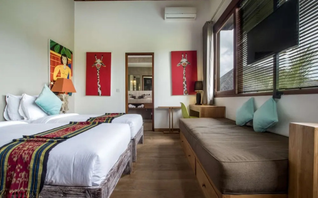 Luxury 12 Bedroom Villa With Private Pool, Bali Villa 2081