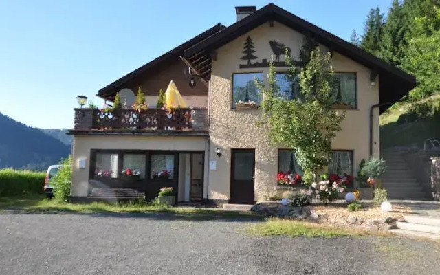Haus Hirschburg