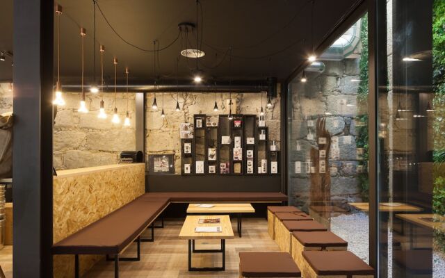 7 Gaia Roaster Apartments